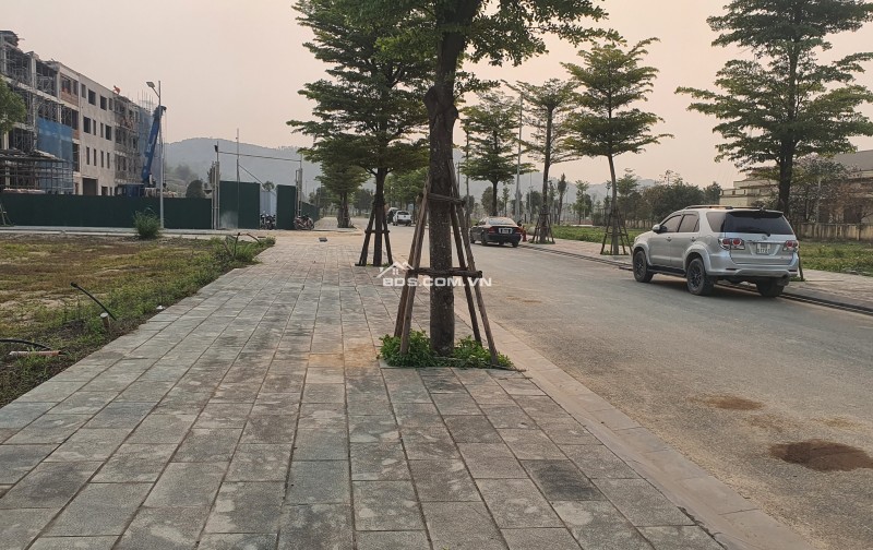 Bán lô Liền kề CentreVille Lương Sơn 108m2 hướng Đông Nam